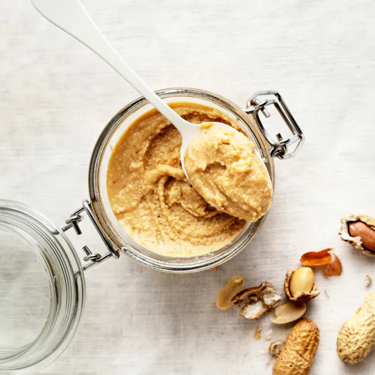 Crema de cacahuete: 15 recetas saladas y dulces