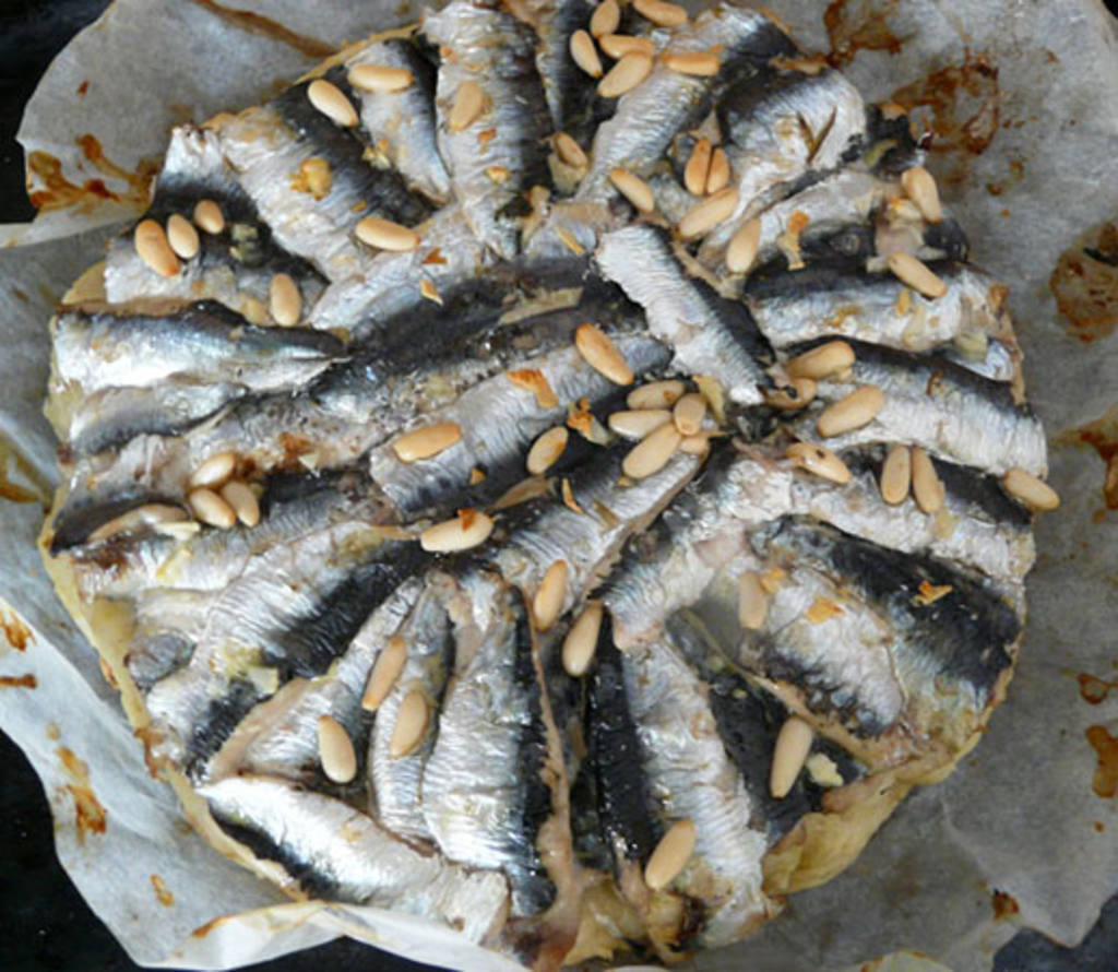 coca de sardinas