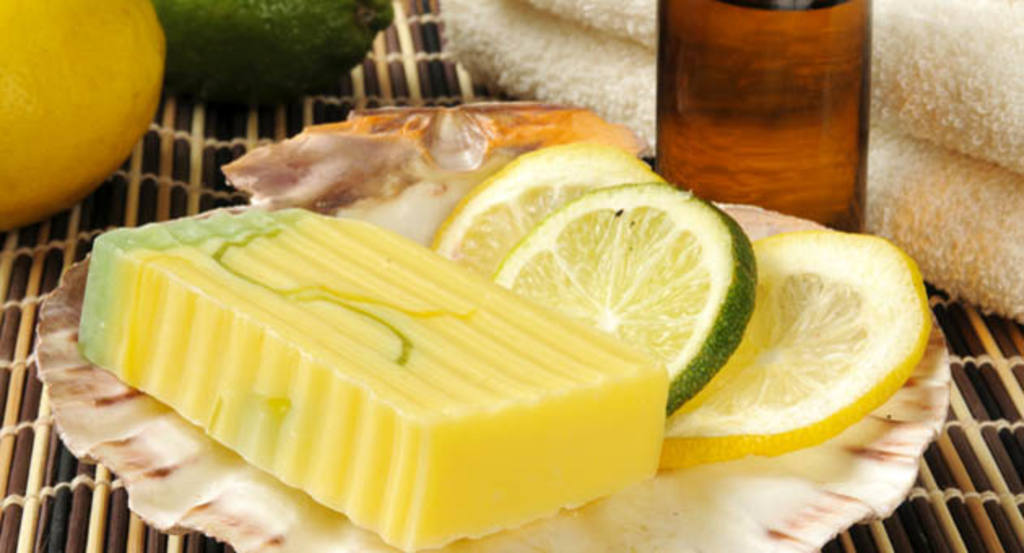 jabón natural de limón