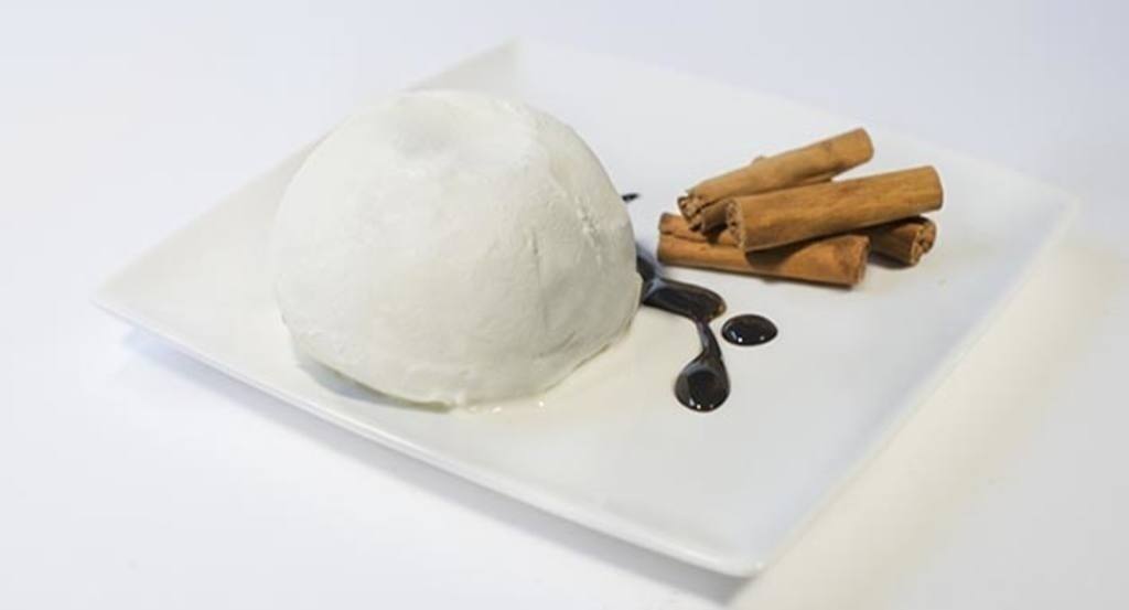 Chocolate blanco relleno de caramelo, Trufart