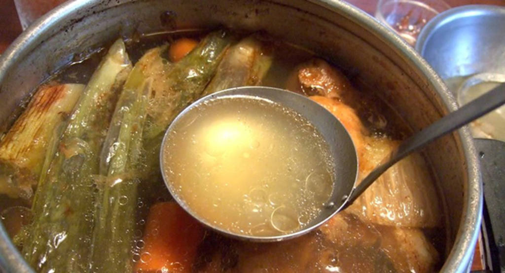 gastronosfera_caldo_fumet_fondo