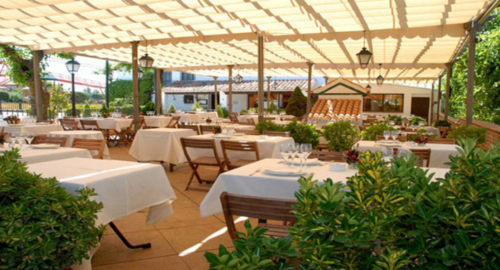 Terraza del restaurante Mesón de Fuencarral (Madrid)